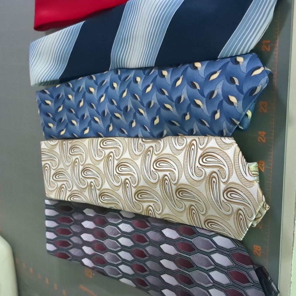 Lot of 11 Vtg Ties Men's Neckties various makers.